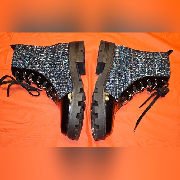 Karl Lagerfeld Paris Mela/H24 Blue Tweed Combat Boots Embellished sz8 N.W.O.T. - Picture 7 of 11